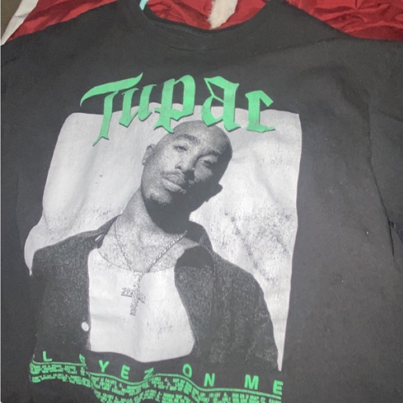 vintage looking tupac shirt - Picture 1 of 1